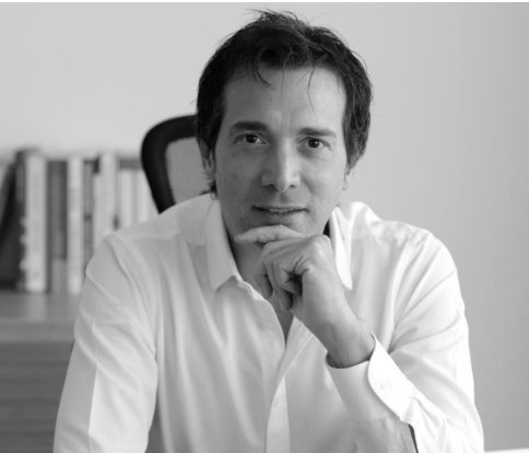 rea_minerva's tweet photo. Fernando Del Vecchio “Condenados al éxito”  #BusinessCoach #CIDCAP UNIVA 2016. https://t.co/9FH3QZthAb