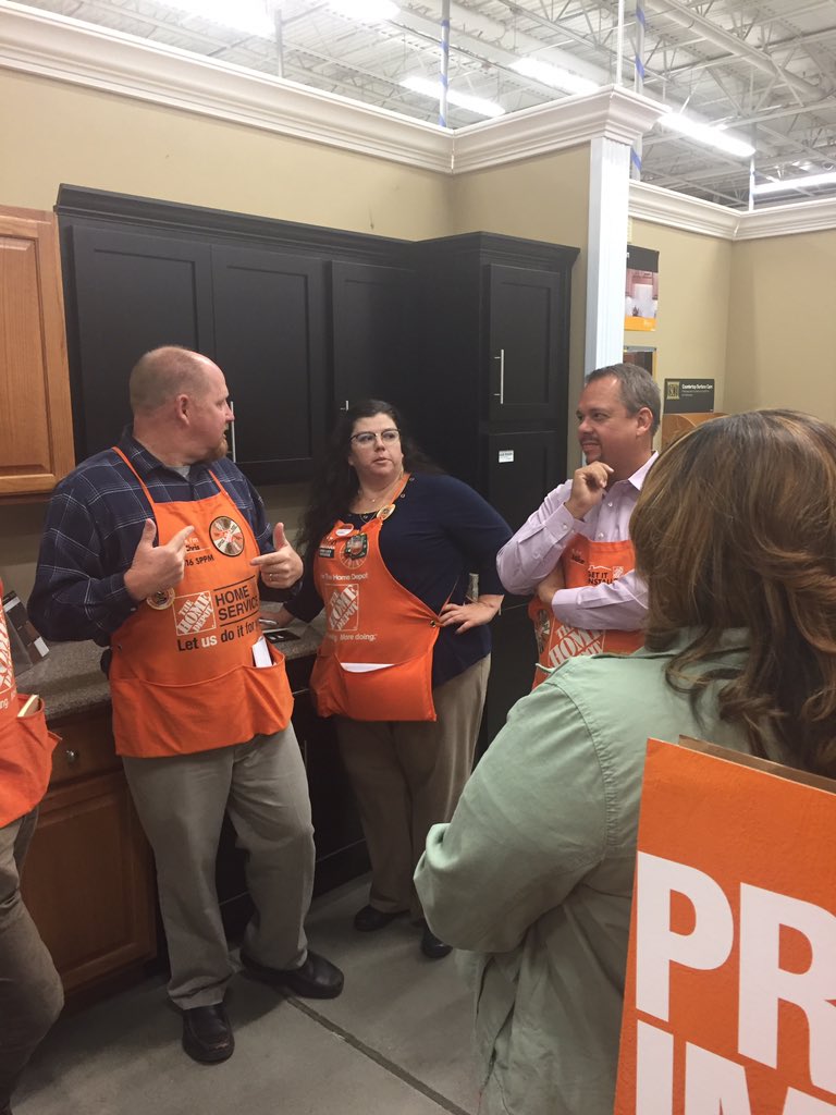 District 1 SASM store walk at 147!  The HDI buzz is electrifying! <a href="/mica_kimberly/">Mica kimberly</a> <a href="/THDRyanSilcott/">Ryan Silcott</a> <a href="/SHAMWOW99/">Michael Albrecht</a>