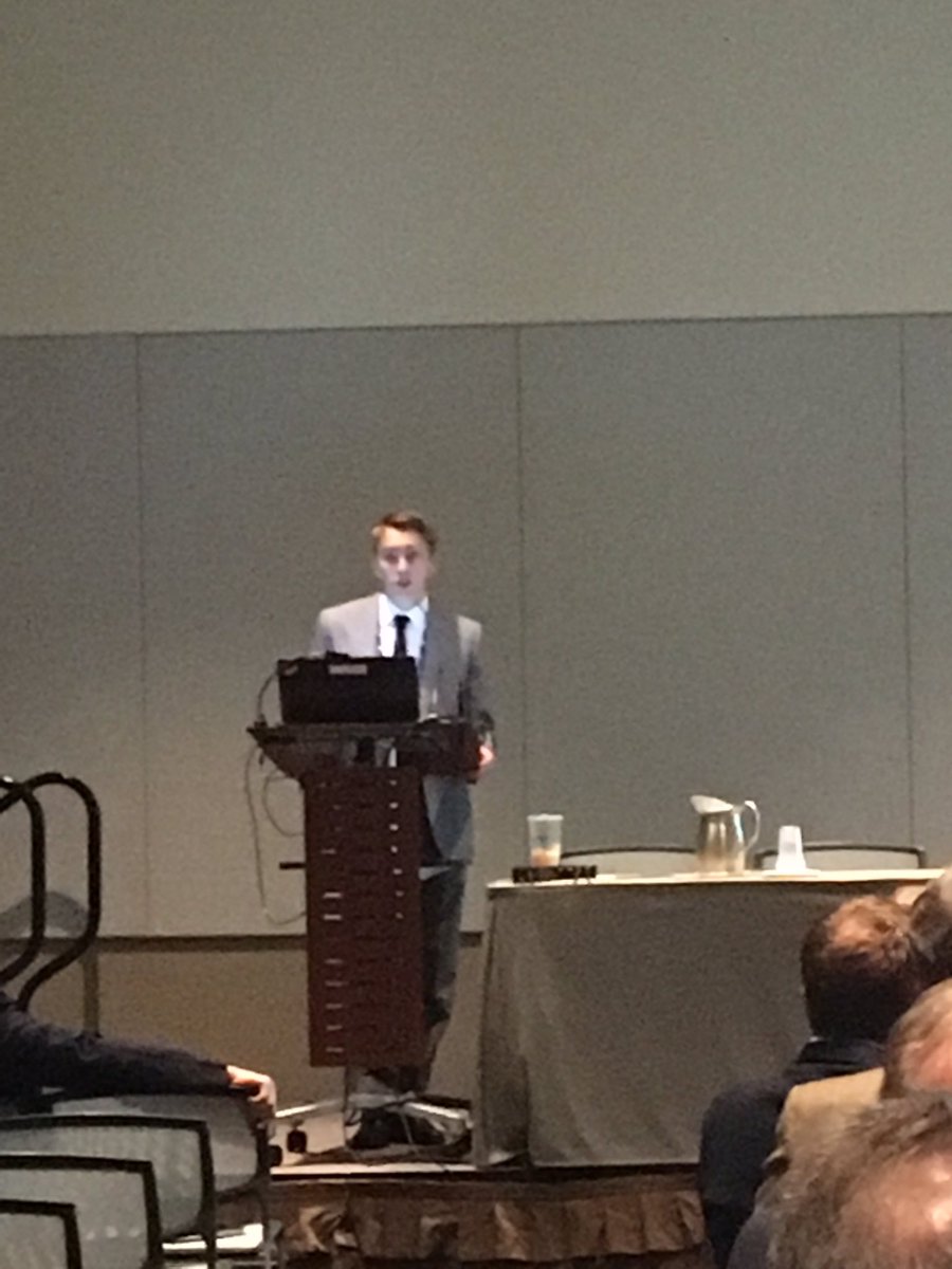 jakereeves's tweet photo. @Ross_Braun presenting on traffic tolerance and drought stress. Excellent job! #ACSMtg #ASA16 #KSUTurf #rosstweet https://t.co/Vq71ZdGM9z