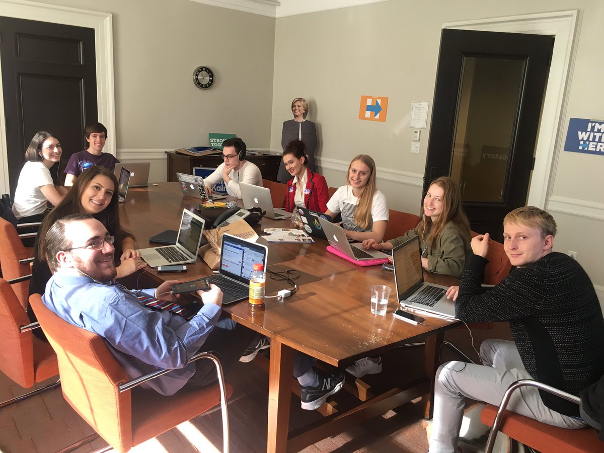 Brown_SFH's tweet photo. #BrownSFH is hitting the phones bright and early to make sure everyone gets out and votes! #GOTV #StrongerTogether #LetsDoThis! https://t.co/flTRqEWXV1