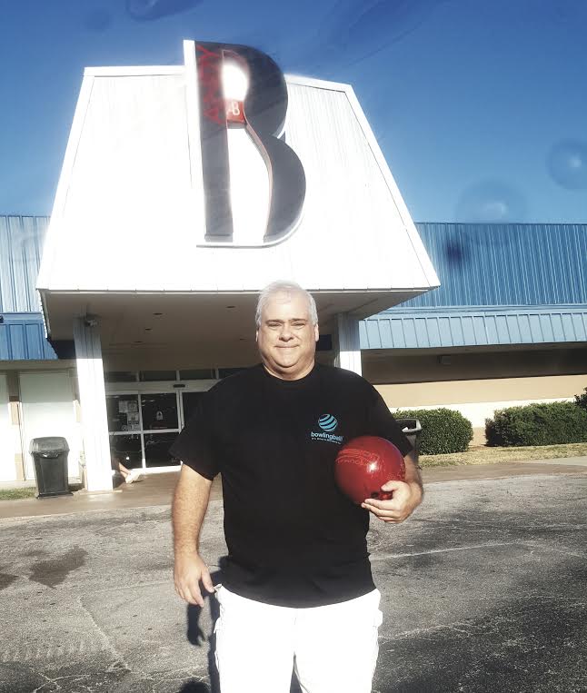 (bowlingball) Twitter