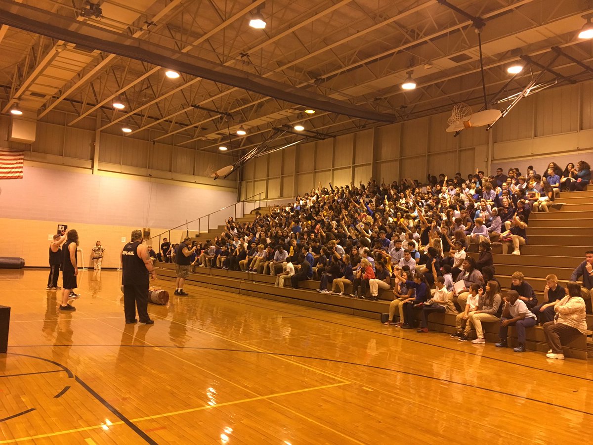 SMSHammond's tweet image. @Stand_Strength awesome msg today to our students! Thanks you!! #schk12