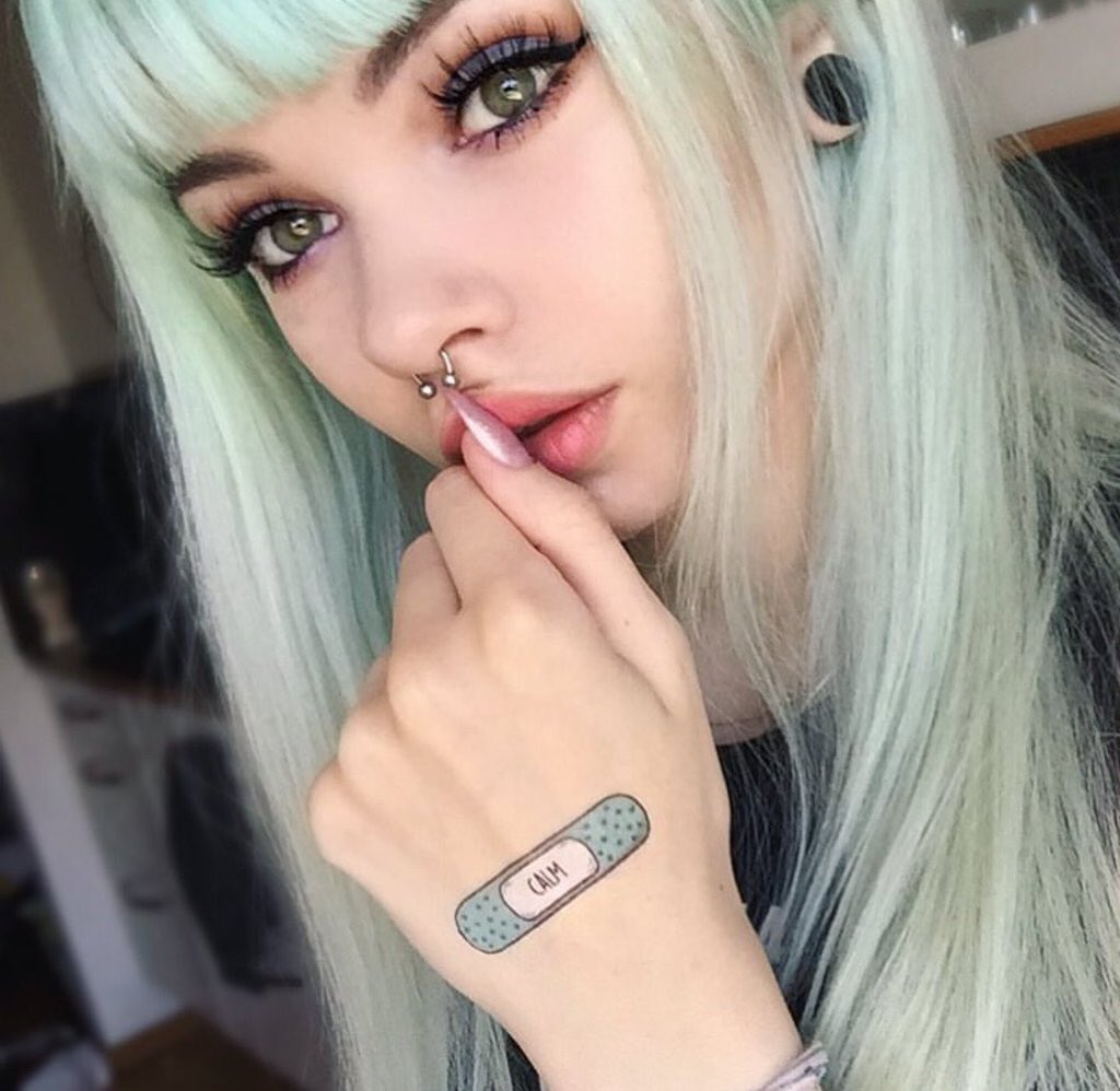 DaddiesHouse's tweet photo. Selina Kaykay Mackenzie, 18, Heteroseksüel, Öğrenci, Gitar https://t.co/kadRouW7xo