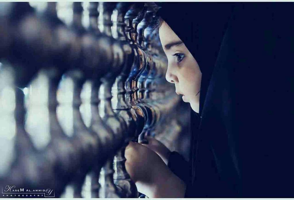 حلم يالحسن أوقفلك على شباك
استلم حاجتي من كرم يمناك😔
#معز_المؤمنين 
#إستشهاد_الإمام_الحسن 💔
#الحسن_المجتبى