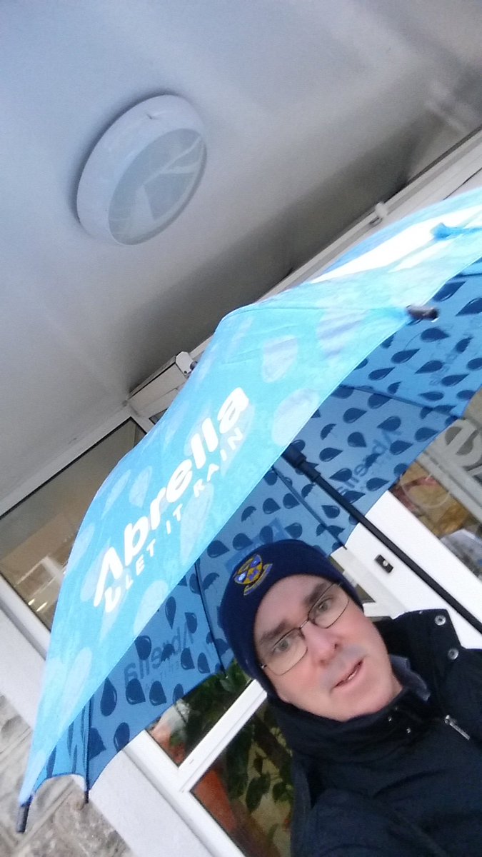 AbrellaIreland's tweet photo. A Very Happy Customer Today @GECinD8 https://t.co/L5lJiVZusu