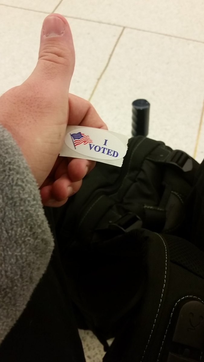 GiannobileWes's tweet photo. "Americans will cross the ocean to fight for democracy but wont cross the street to vote in an election" #Trench2016 #MakeAmericaTrenchAgain https://t.co/Nne9pjXPxu
