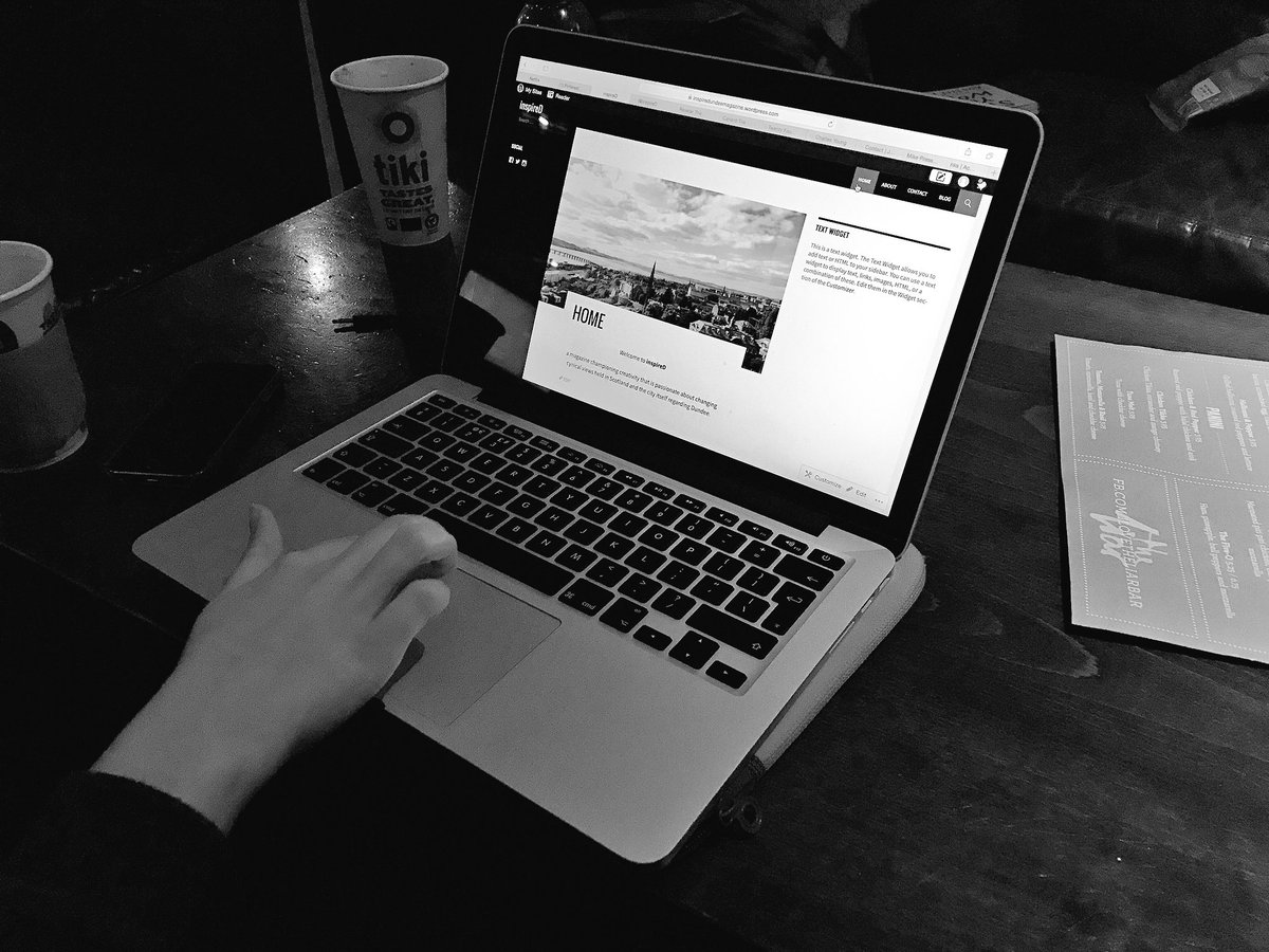 inspireDUNDEE's tweet photo. Sorting out our blog and organising ourselves... #TKA #iedanna #cbdsn https://t.co/HRU35279j9