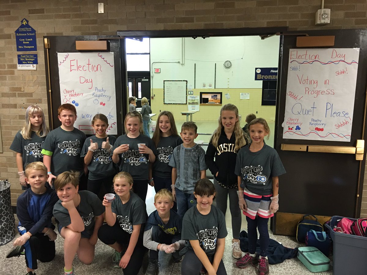 thompsol32's tweet photo. Robinson Elementary#electiondaysmoothies https://t.co/BtSskA0zH6