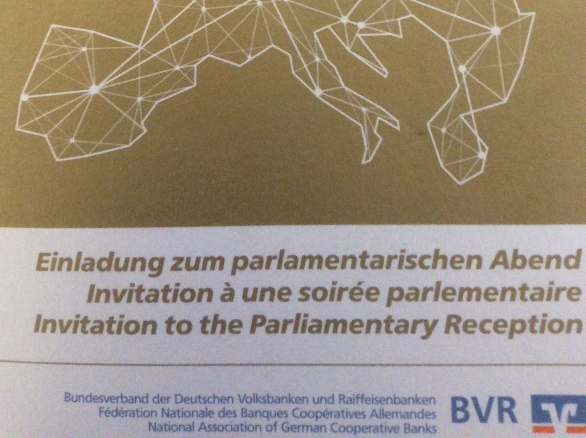 BVRPresse's tweet photo. #ElkeKönig #SingleResolutionBoard zu Gast bei parl Abend des @bvrpresse in #Brüssel https://t.co/iGW7seLVd6