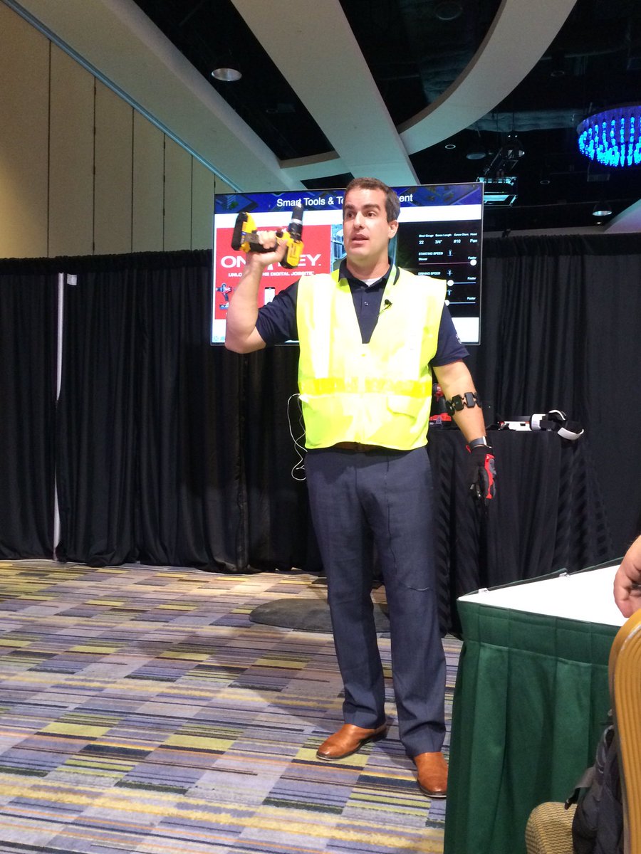 JBKnowledge's tweet photo. Smart Tools from @MilwaukeeTool &amp; @DEWALTtough are changing the way tools are used on job sites #JBTechTalk @IRMIowl @JamesMBenham https://t.co/19DDFZhkxG