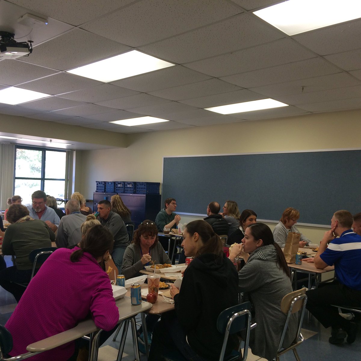 Warrior1Fan's tweet photo. Teachers developing more than the NEASC self-study #facultybonding @Gansett_Super @neasc_cps @MSSAA33 https://t.co/HRZseISonT