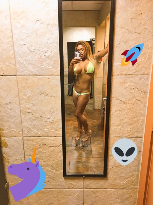 Come to #Scarlett's 👽🦄 #TittyTuesday #sexy #meow #strippers #exotic #florida #fortmyers #collegegirls<a href="/tag/scarlett"class="tags">#Scarlett</a><a href="/tag/tittytuesday"class="tags">#TittyTuesday</a><a href="/tag/sexy"class="tags">#sexy</a><a href="/tag/meow"class="tags">#meow</a><a href="/tag/follow"class="tags"><span>#follow</span></a><a href="/tag/florida"class="tags"><span>#florida</span></a><a href="/tag/tuesday"class="tags"><span>#tuesday</span></a><a href="/tag/dancers"class="tags"><span>#dancers</span></a><a href="/tag/exotic"class="tags"><span>#exotic</span></a><a href="/tag/rt"class="tags"><span>#rt</span></a>