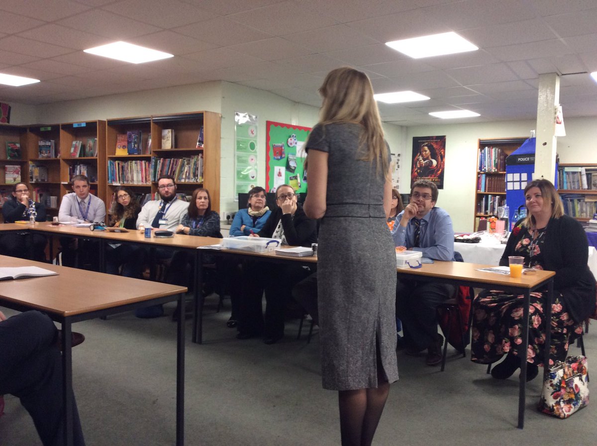 STEMunityonX's tweet image. We&apos;ve had an amazing #stemnetwork meeting tonight @StEdsPortsmouth with Prof Averil Macdonald @thewisecampaign #peoplelikeme @EduRAEng