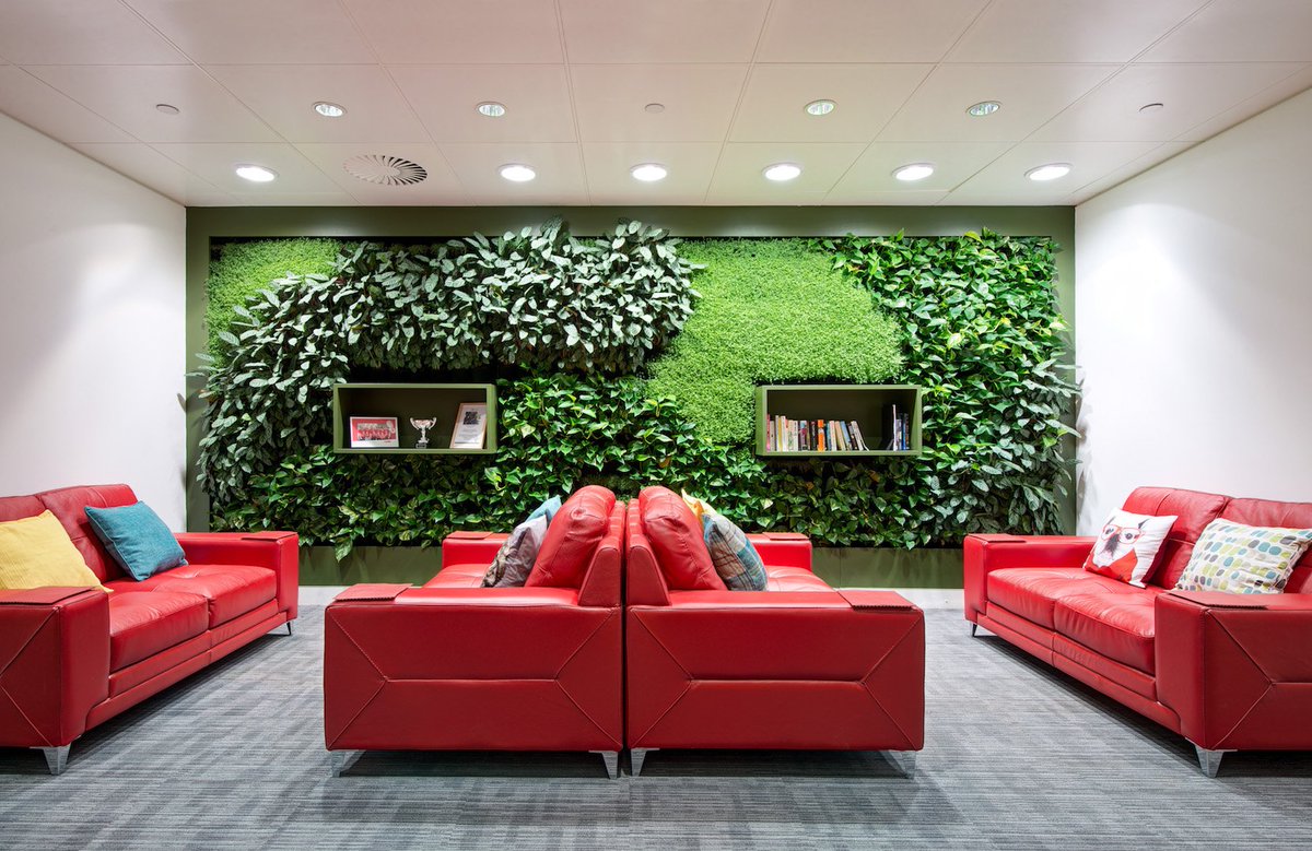 OfficeRelocate's tweet photo. #Interactivespace combined Newline Group's furniture with a living wall for their #officerelocation design - https://t.co/x1THjUvTNT https://t.co/SmDoGytz9T