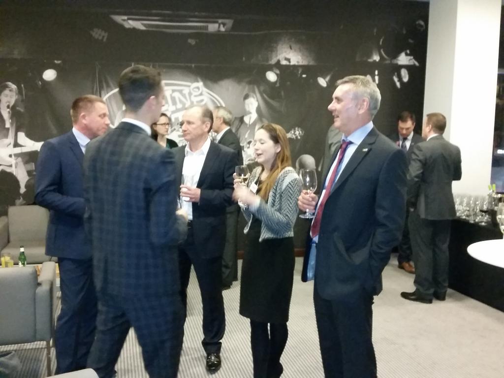 VIBES_Awards's tweet image. Still useful networking carrying on ......and a drink or two #VIBES2016