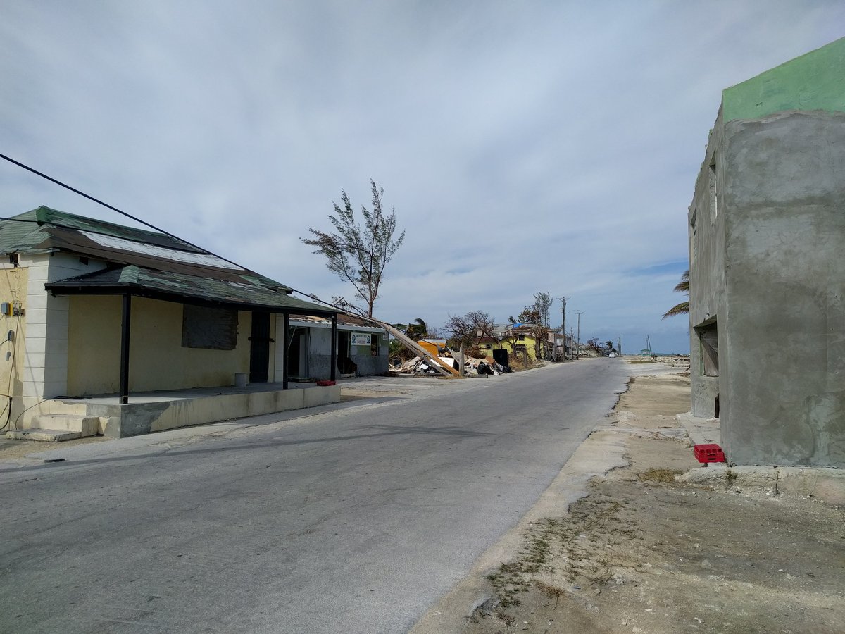 officeescapee's tweet photo. @Telegraph Grand Bahama west end 5 weeks on #hurricanematthew relying on charity. Need urgent help https://t.co/lUMjAmd7nz