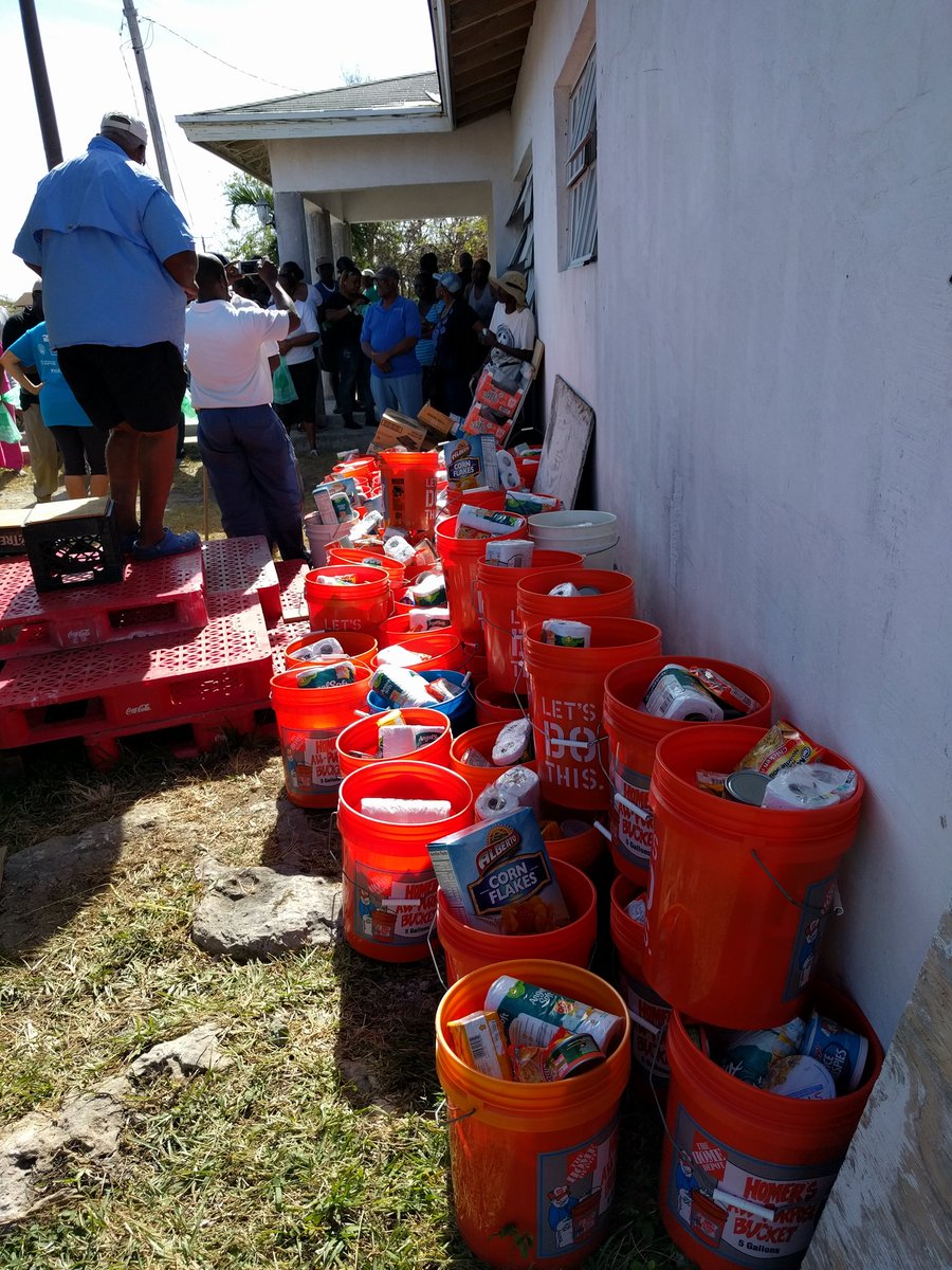 officeescapee's tweet photo. @Telegraph Grand Bahama west end 5 weeks on #hurricanematthew relying on charity. Need urgent help https://t.co/lUMjAmd7nz