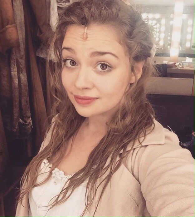 Hello long hair! It's been a long time since I've seen you! Eponine 💋💁
