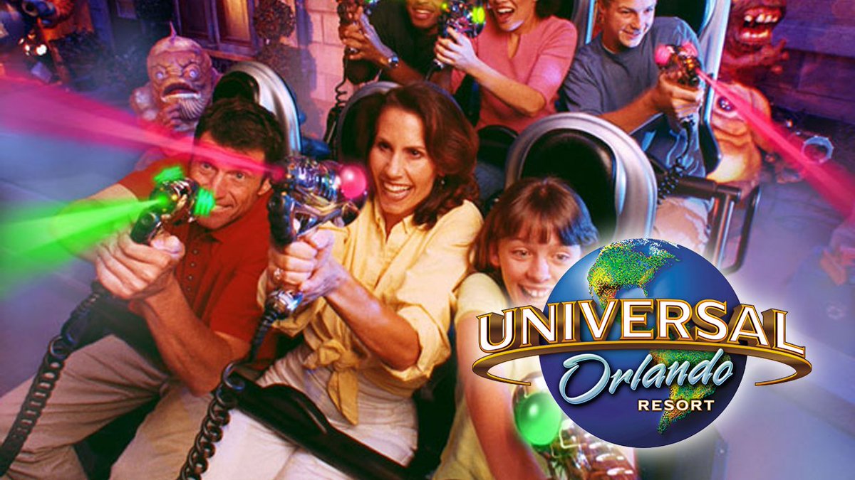 An employee at Universal Orlando has died inside a theme park ride bit.ly/2eB6K2M?utm_me… https://t.co/xOSDxpQ0HU