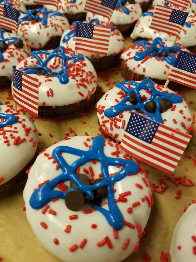 VoodooDoughnut's tweet image. It's election day... and your last chance to get an America doughnut from any @VoodooDoughnut!  #VoodooDoughnut #America #electionday