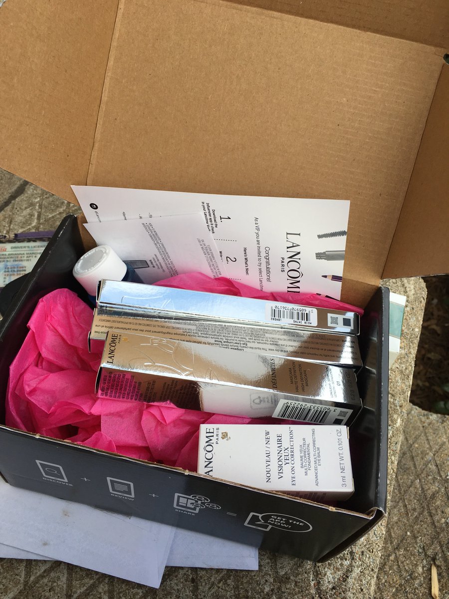 bradshaw434's tweet photo. I received this complementary for testing purposes! 
@influenster @lancome 
#LookMeInMyLashes #contest https://t.co/J6Xcan5orh