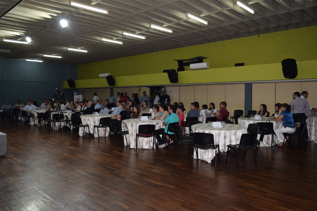 Desarrollo_IDR's tweet photo. Seminario "POR UNA FRONTERA LOGÍSTICA Y COMPETITIVA" . organizado por la @IntDpalRivera y UTEC. Salón de Actos - 08/11/2016. https://t.co/nGrYEZhpt0