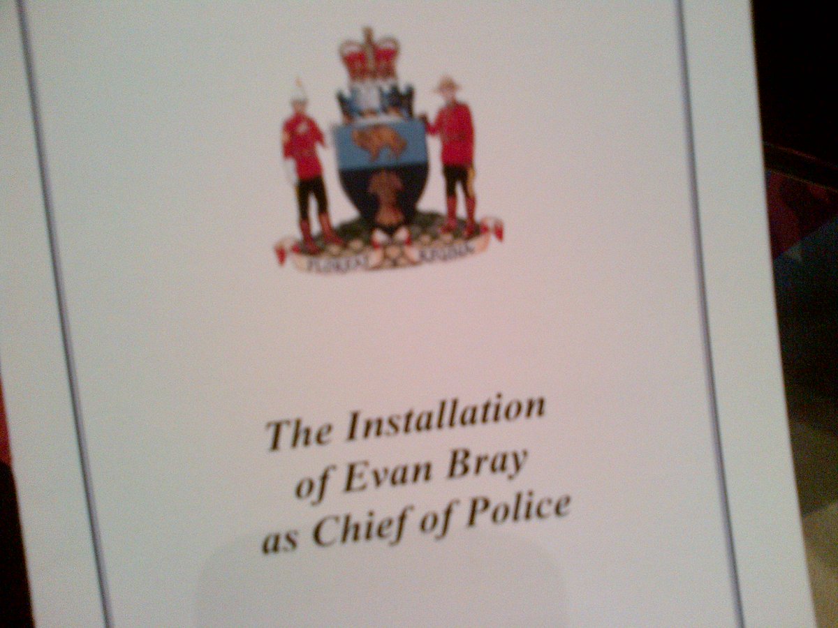 Congratulations Chief @evanjbray - sworn in today as new Chief, <a href="/reginapolice/">Regina Police</a> Service!