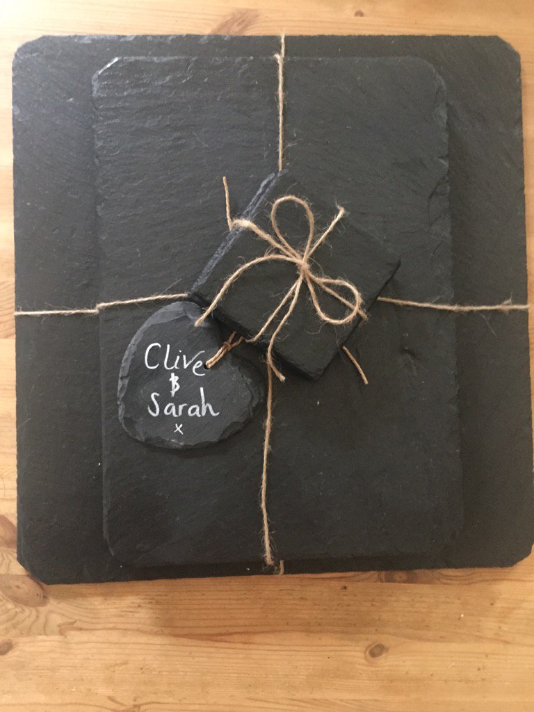 HarrogateSlate's tweet image. 4-piece slate dinnerware set ready to go. Makes a great Christmas Gift! #slateplate