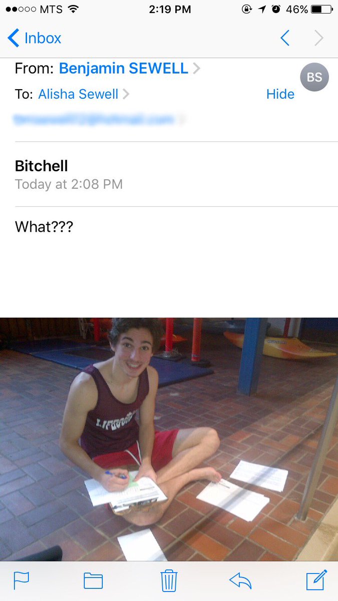 12gingiee's tweet photo. My Dad literally emails me 1 picture of Mitchell every week, and it's starting to get weird #LBCrush @MitchellSzabo91 https://t.co/ACxqJTgPat