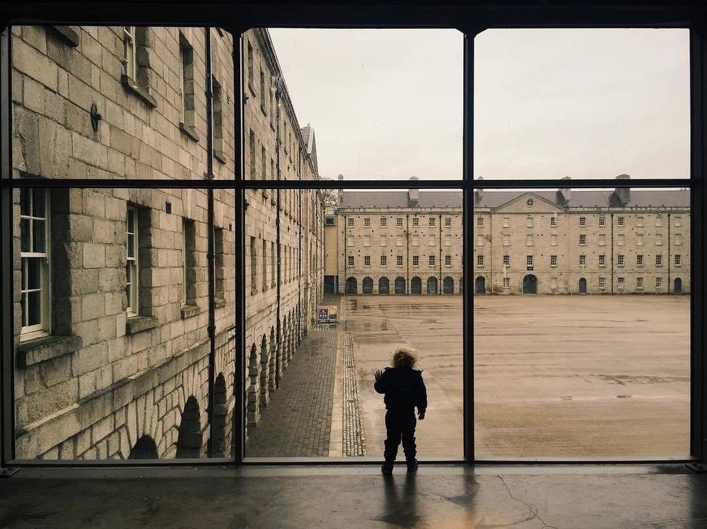 Jack_Caffrey's tweet photo. Collins Barracks, Dublin.
#VSCO
#OutofthePhone
#MPNselects https://t.co/OEO8STGbCb https://t.co/5jGuikTgD1