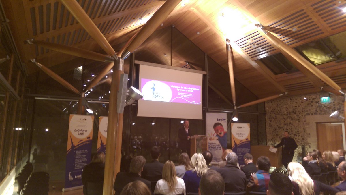 Great evening @GoGoHares2018 sponsors get-together <a href="/Nrw_Cathedral/">Norwich Cathedral</a> #Hostry #GGH18 - hoppy days!