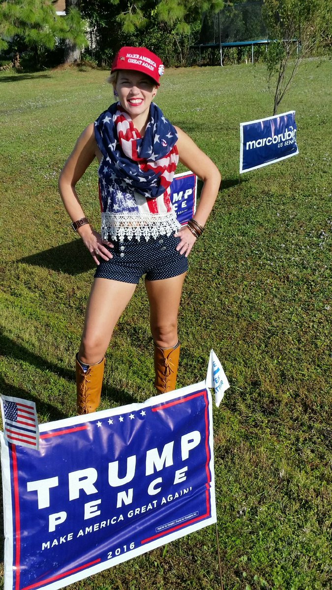 Gal220sle's tweet photo. @realDonaldTrump I BELIEVE IN YOU!  #MAGA #WomenForTrump #TrumpGirl #HillaryForPrison #ElectionDay #HumaforTreason #HillaryIndicment #JESUS https://t.co/pNWF6RT4x4