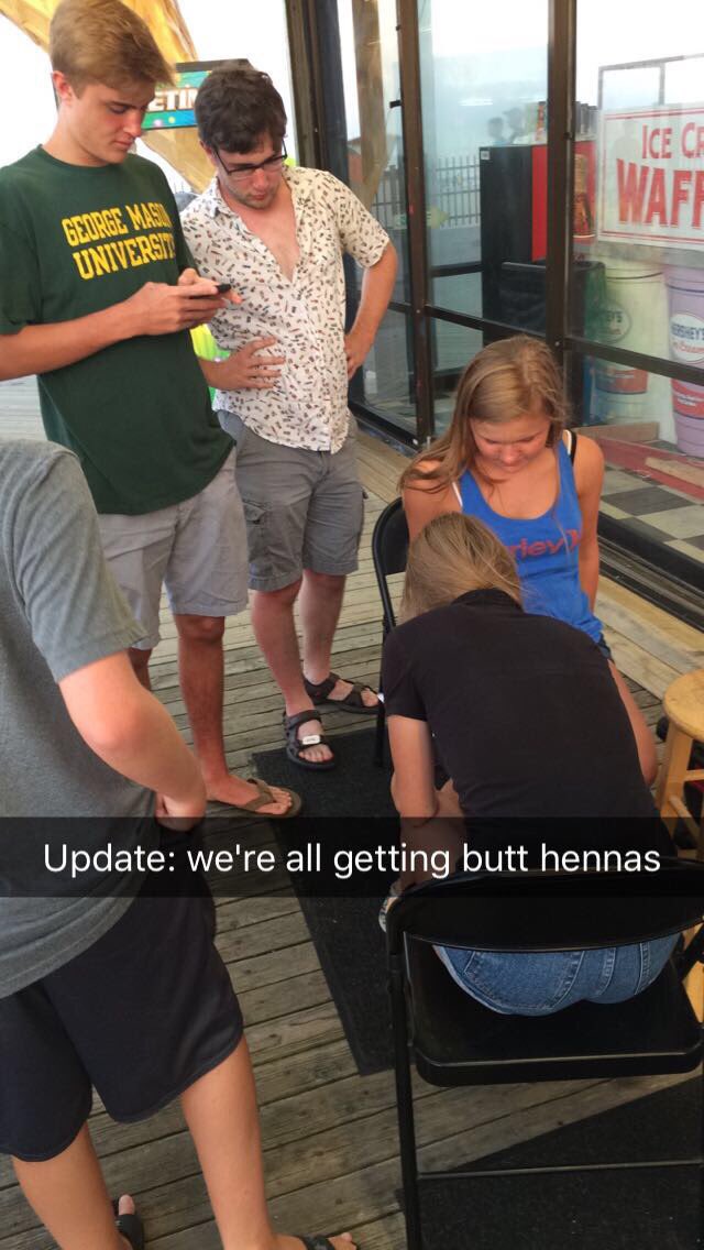 Sidney0525's tweet image. I miss the beach and summer and 4 man bikes and butt henna's and highlighter Matty Beasley :(