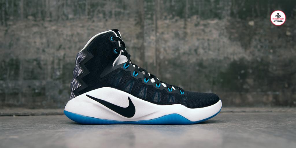 nike hyperdunk footlocker