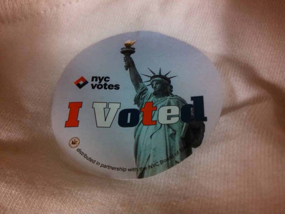 KateCheapskate's tweet photo. Ballot selfie not allowed here in NY, but I #DidntVoteHillary #DidntVoteTrump @GovGaryJohnson @GovBillWeld https://t.co/35JMLmle8J