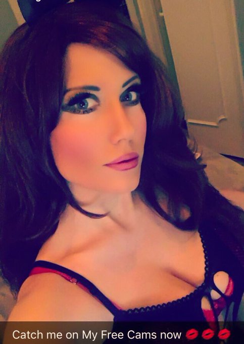 Catch me on #MFC now 😘 Naughty secretary time, boys!  Ready for some, um, dick-tation?! 🤓💋#MFC_HotSnap<a href="/tag/mfc"class="tags">#MFC</a><a href="/tag/myfreecams"class="tags"><span>#myfreecams</span></a><a href="/tag/mfc_hotsnap"class="tags"><span>#mfc_hotsnap</span></a>