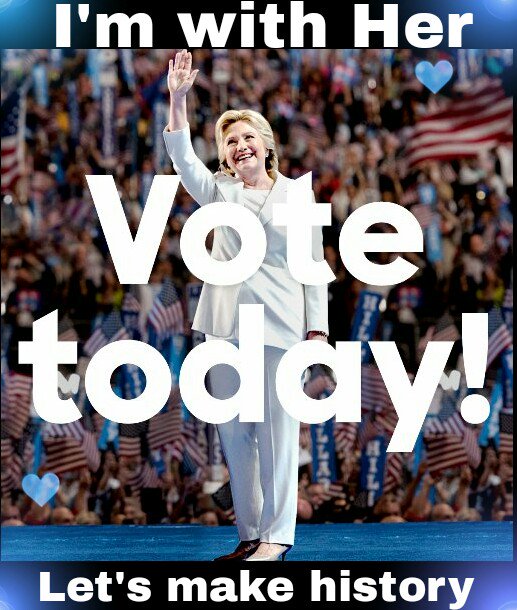 Lafinokia's tweet photo. @ABCPolitics @ABC 
New Day Has Come 🙋🎉
America VOTES Blue 💙󾓦💙
I'm with Her ✨🗽🙌🙋💙
Breaking The Glass Ceiling 💥
#americaforhillary 💙󾓦💙 https://t.co/AdY4Ql5JUO