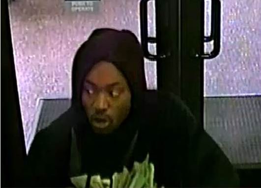 SLMPD's tweet image. Someone recognizes this bank robber! Let @STLRCS know @ 866-371-TIPS (8477). It&apos;s anonymous &amp;amp; you could be rewarded. ow.ly/EDGD305ZjcR