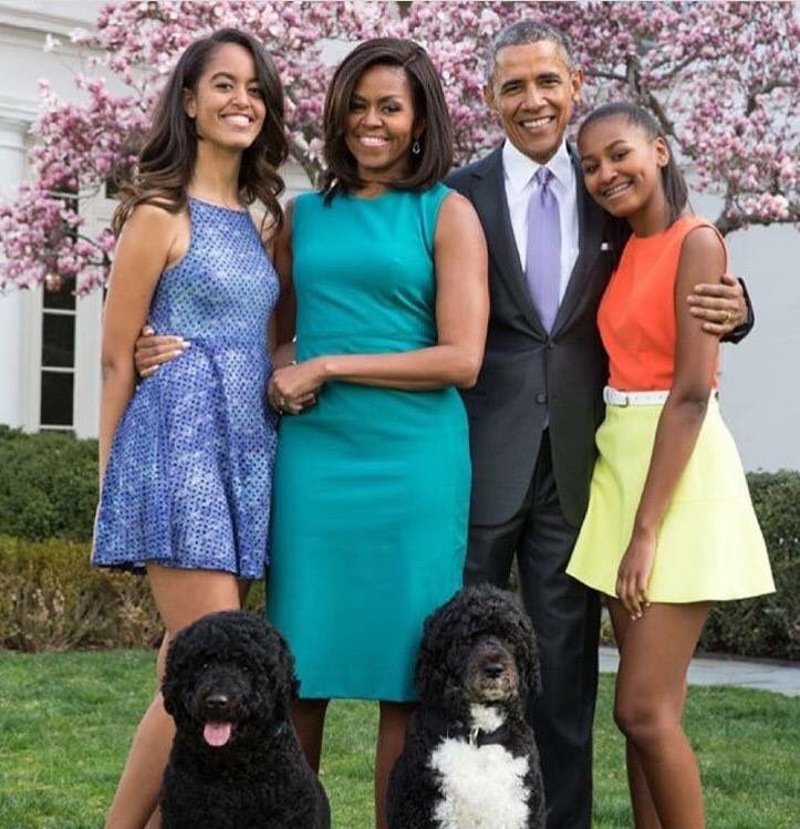 IAmMrLD's tweet photo. Greatest American president
8 years, No scandals, No mistresses. No impeachment hearings, Just CLASS and GRACE, Personified. #ElectionDay https://t.co/ygXvoovX3m