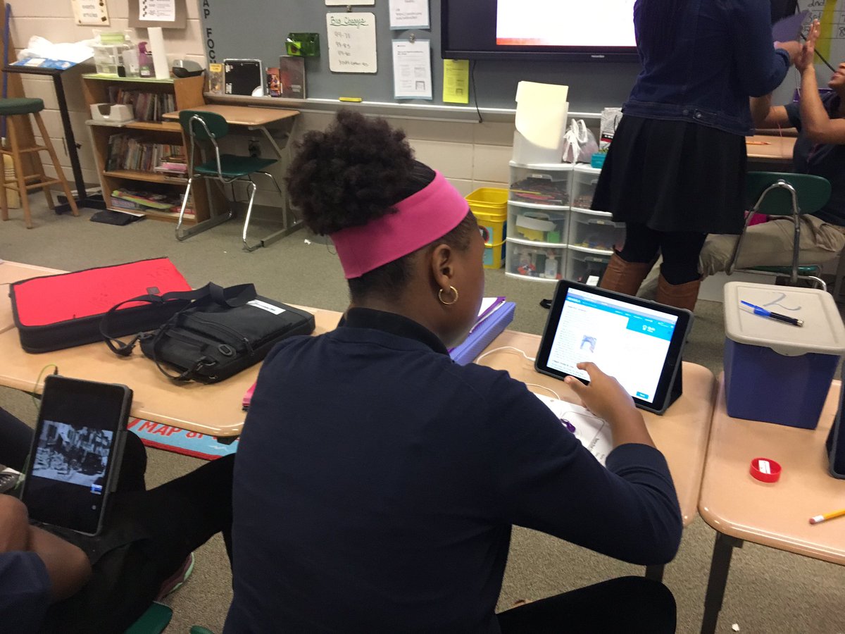 MrsProbstLFMS's tweet image. More personalized learning with our playposit videos.  It is a joy to see them engaged👍