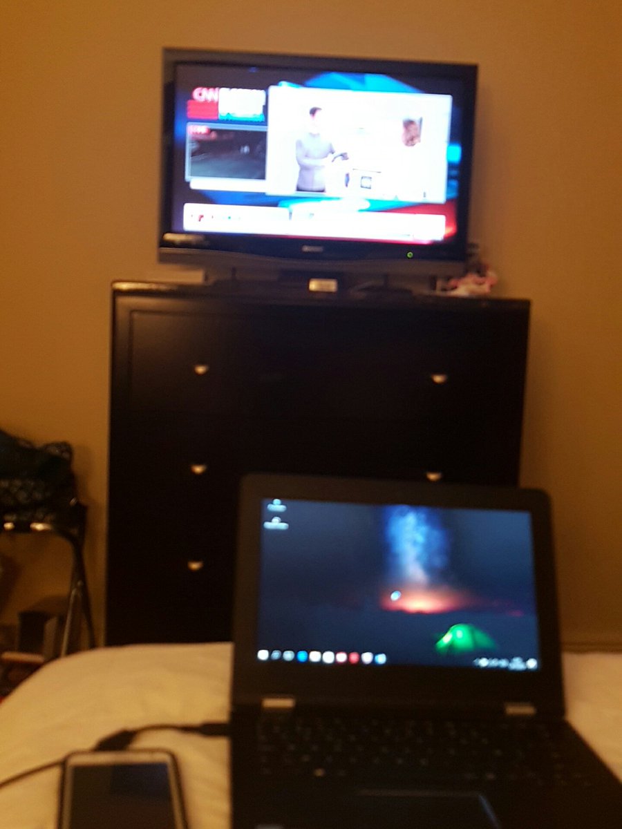 Helemaal klaar voor #ElectionNight #firedupreadytogo #vanimpeUSA #nieuwsblad