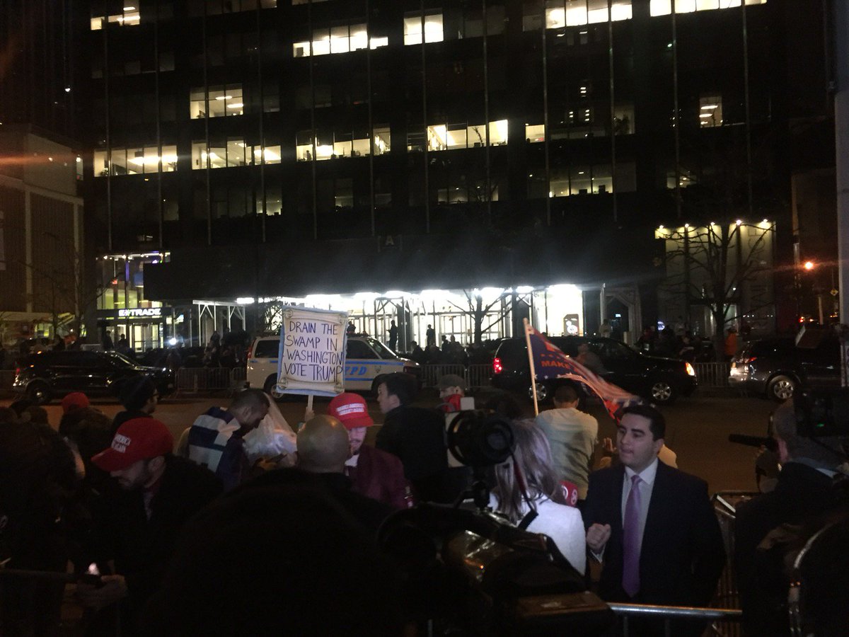 PhilWilliamsABC's tweet photo. Trump supporters celebrating in streets of New York #trump #abc730 #usaelection https://t.co/rd7XEkScFq