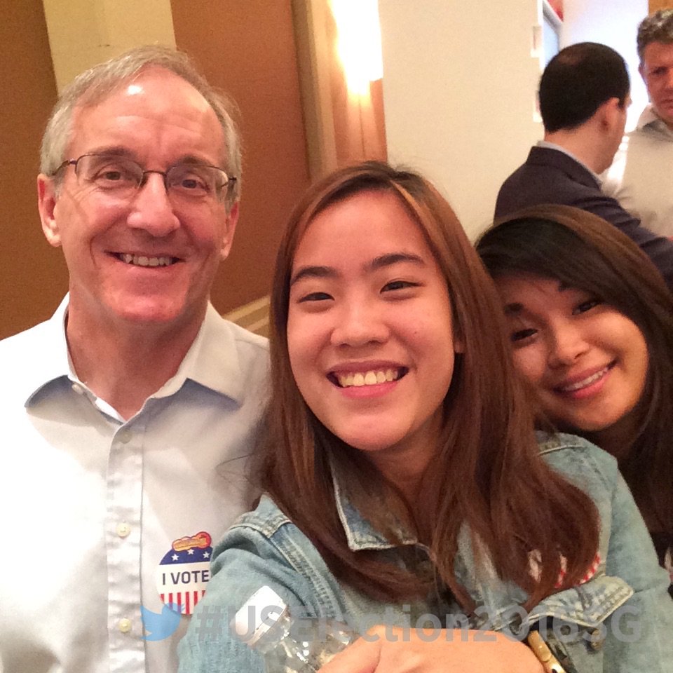 USElectionSG's tweet photo. #USElection2016SG https://t.co/MngweIyTfp