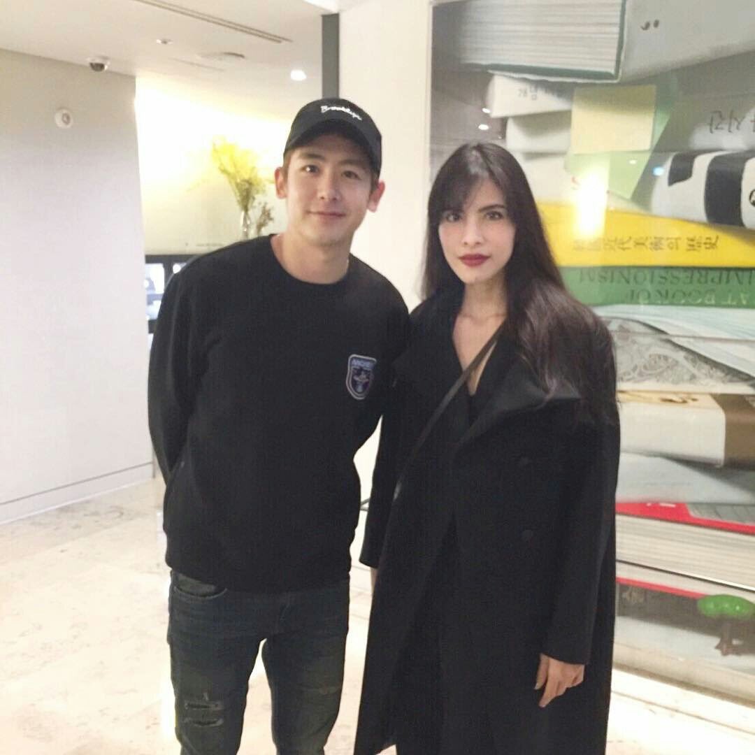 ii86IvbJii's tweet photo. หรือจริงๆแล้วนี่คือสแตนดี้ 😂😂😂 #Nichkhun https://t.co/CxAIdA15CP