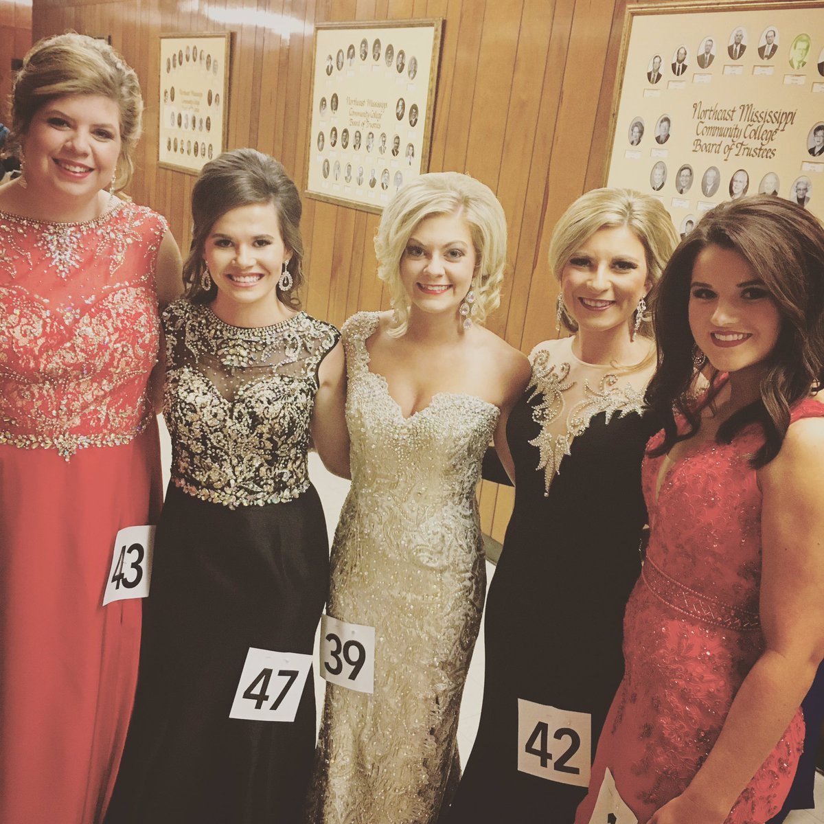 NEMCCrecruiting's tweet photo. NE Parade of Beauties!! #NEnow https://t.co/lKmsmaVoQC