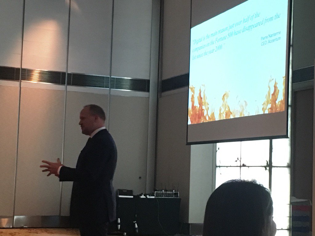 david_green_uk's tweet photo. How cognitive will transform #hr - @DukeDaehling takes the stage at #wfas2016 https://t.co/RECv2DN5DR
