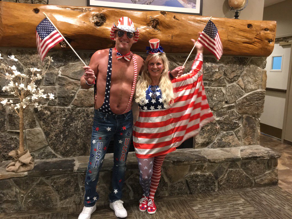 MackerGreg's tweet photo. #FoxNews2016 We voted! Greg and Wilma https://t.co/70Z5uqDoOS