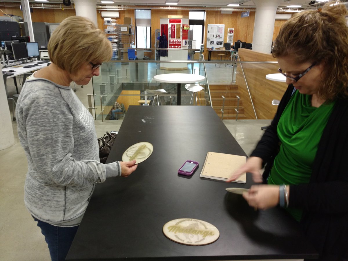 VTurner8's tweet image. Had a great time with our awesome media specialists at Think[box]! Makerspace magic @SMS_mediacenter @SCStrongTech #scstrongtogether