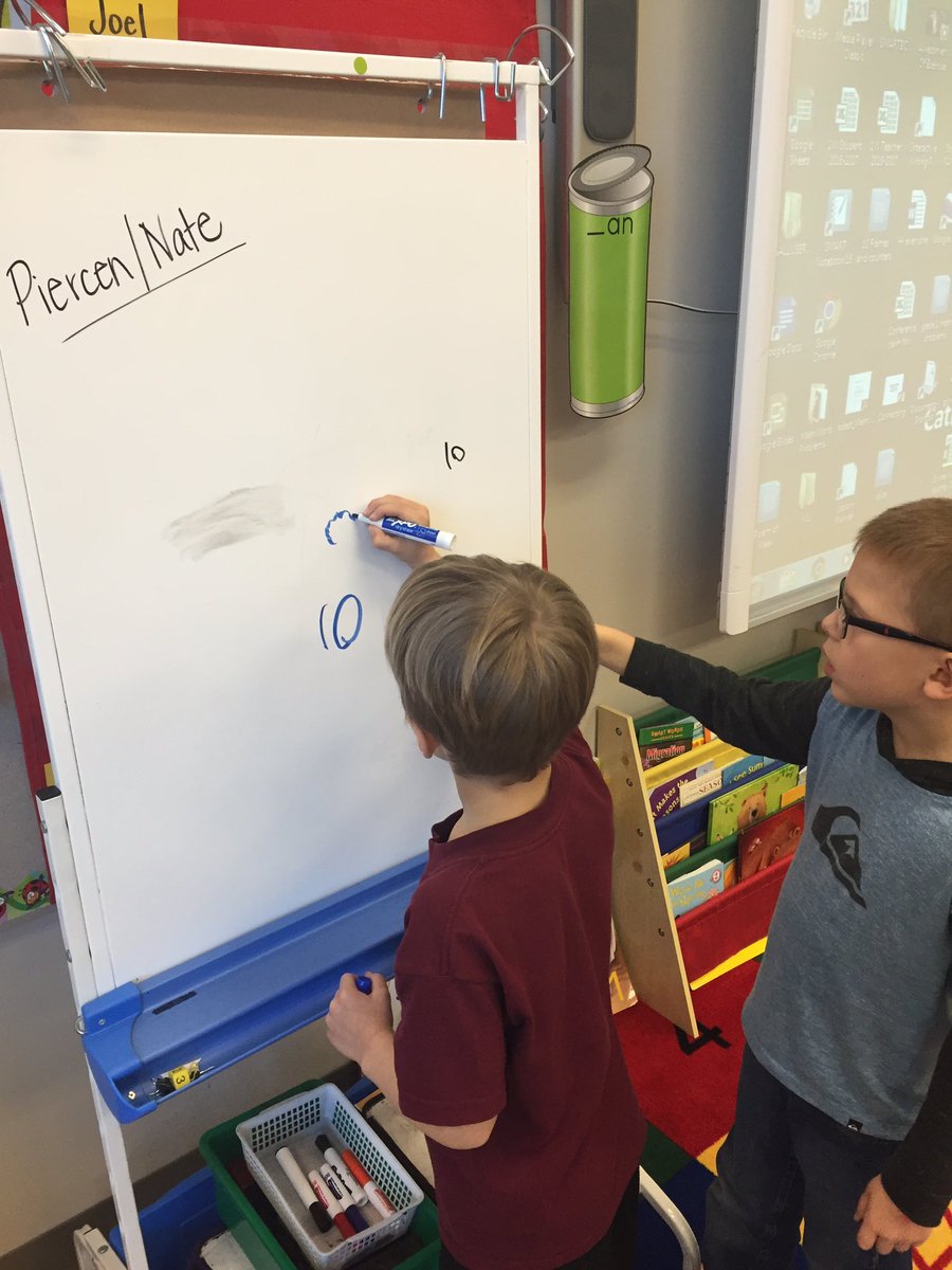 DDressaire's tweet image. ProbSolving in math! Q:10 jewels, some blue&amp;amp; black. How many of each could there be? @StMarysSexsmith @BurdessAlicia #gpcsd #verticalsurface