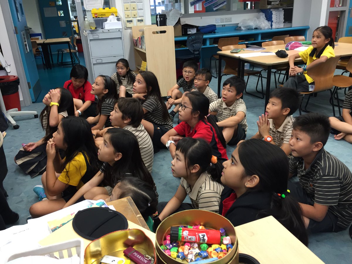 5throcks's tweet photo. 5TH glued to the American election results live stream. #pyprchk https://t.co/P31P1HCNQa